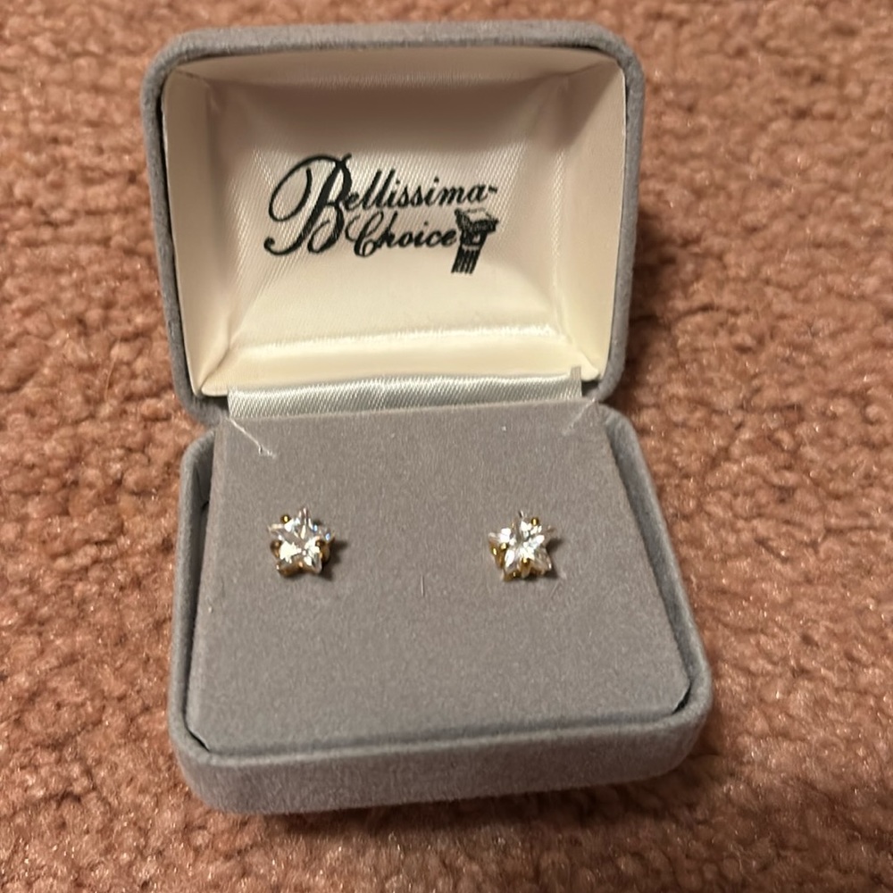 Star earrings